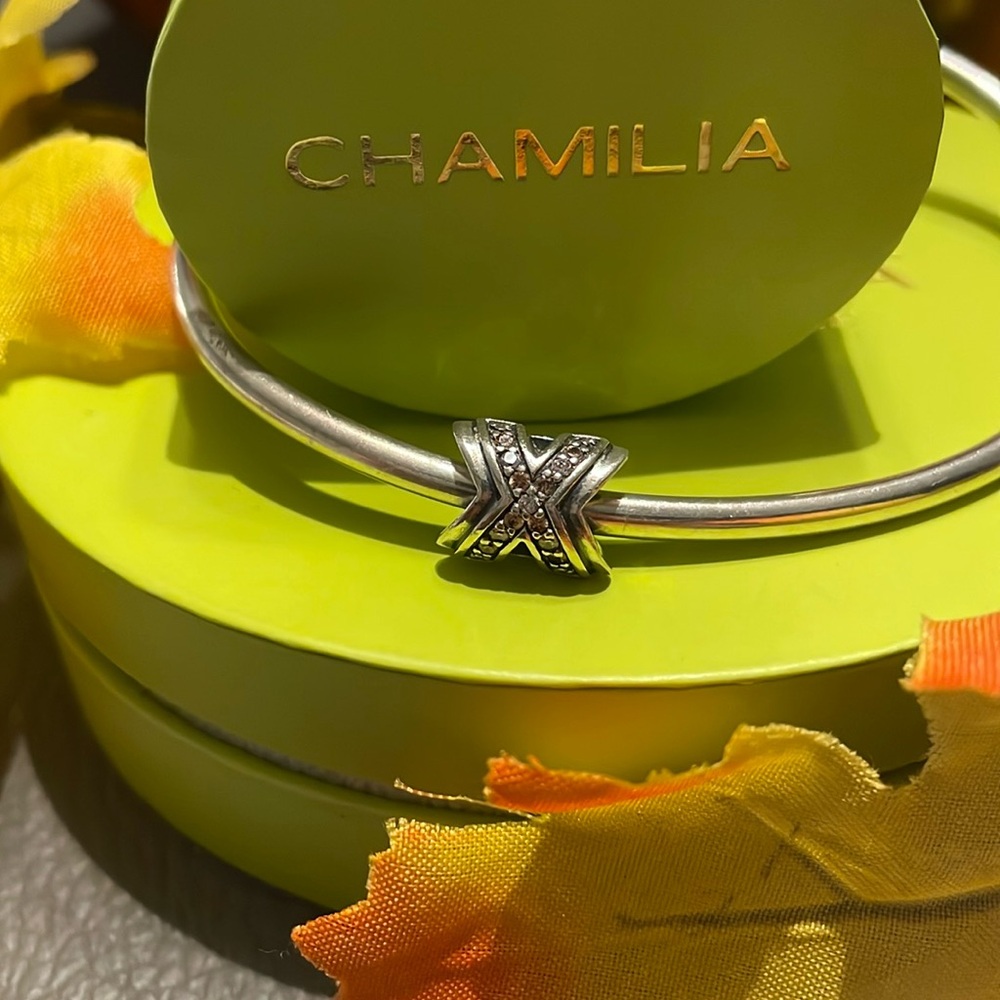 Chamilia XO Charm
